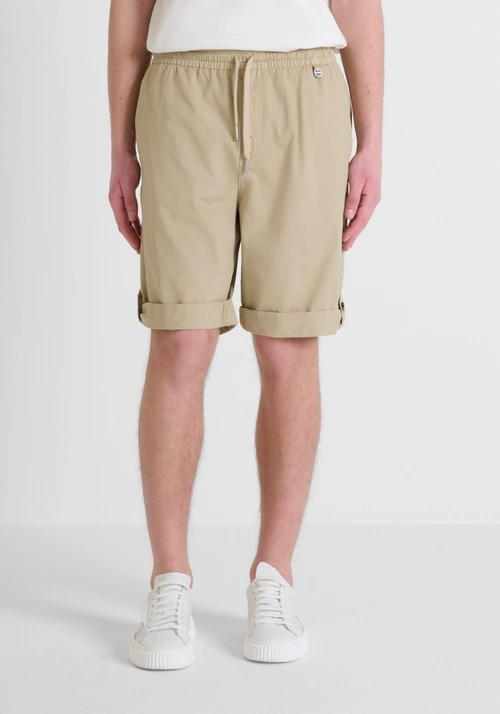 SHORT REGULAR FIT «JESS» DE ALGODÓN ELÁSTICO TEÑIDO EN PRENDA - Bermuda y Shorts | Antony Morato Online Shop