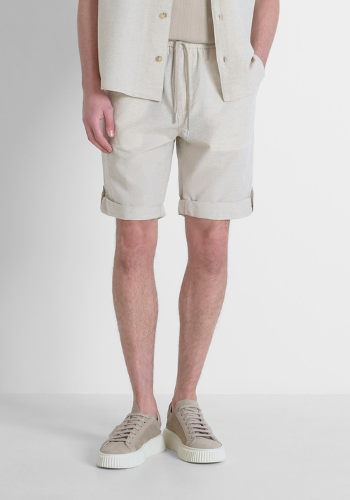 SHORTS REGULAR FIT "JESS" IN COTTON LINEN BLEND - Bermuda y Shorts | Antony Morato Online Shop