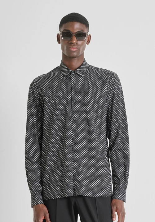 CAMISA REGULAR STRAIGHT FIT «BARCELONA» EN MEZCLA DE ALGODÓN CON ESTAMPADO DE LUNARES - Camisas | Antony Morato Online Shop