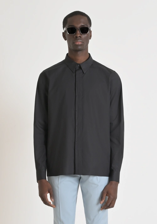 CAMICIA REGULAR FIT "MERIDA" IN MISTO POPELINE DI COTTON CON LOGO - Outfit Total Black | Antony Morato Online Shop