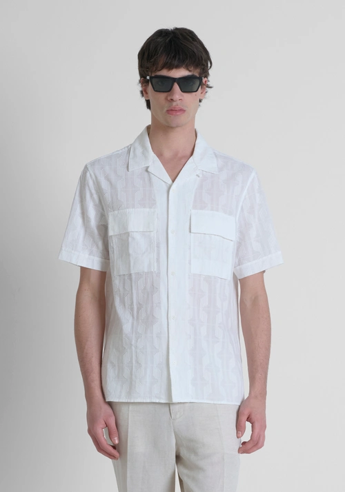 ENTSPANNTES HEMD „HILO“ AUS BAUMWOLLE MIT GEOMETRISCHEM MUSTER UND GERADER PASSFORM - Hemden | Antony Morato Online Shop