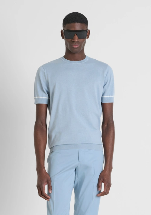 REGULAR FIT SWEATER IN COTTON SUPER FINE YARN WITH METAL BADGE - Men's Knitwear | Antony Morato Online Shop