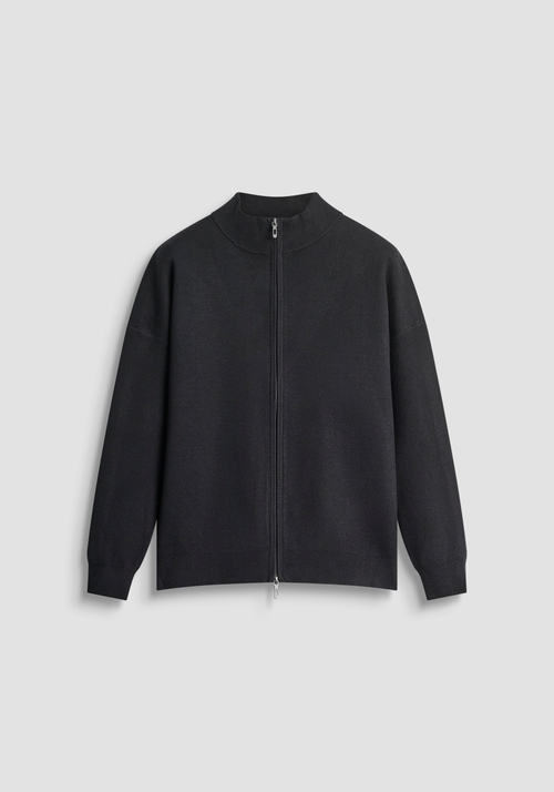 RELAXED FIT TURTLENECK SWEATER IN VISCOSE BLEND - Total Black Outfit | Antony Morato Online Shop