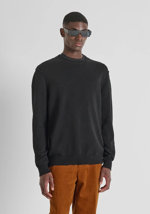 SUÉTER REGULAR FIT EN MEZCLA DE VISCOSA - Total Black Outfit | Antony Morato Online Shop