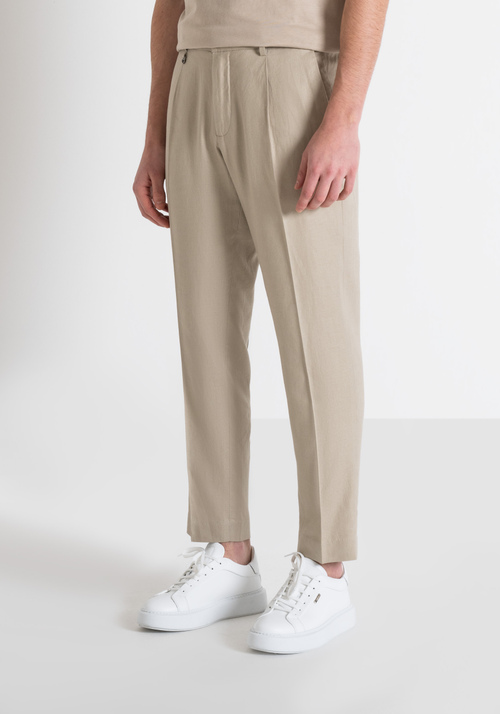 GUSTAF CARROT FIT TROUSERS IN LINEN VISCOSE BLEND FABRIC - Men's Trousers | Antony Morato Online Shop