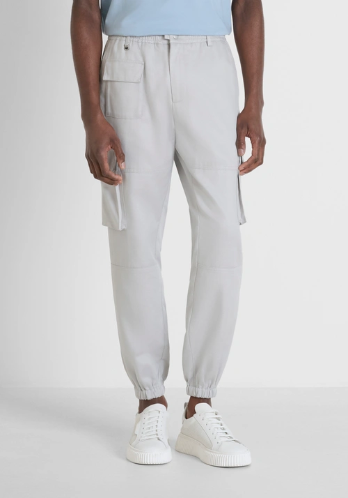 "DYLAN" REGULAR FIT COTTON BLEND CARGO TROUSERS - Men's Trousers | Antony Morato Online Shop