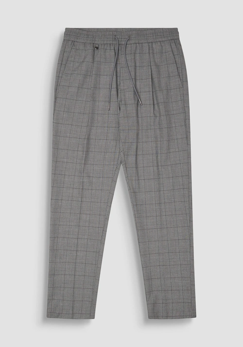 "KURT" COMFORT TAPERED FIT JEANS IN DARK BLUE DENIM - Pantalones | Antony Morato Online Shop
