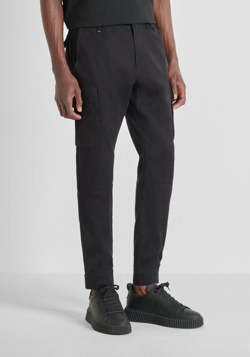 REGULAR FIT "ELTON" CARGO STYLE TROUSERS IN COTTON BLEND - Preview Men's Collection Fall-Winter 2025 | Antony Morato Online Shop