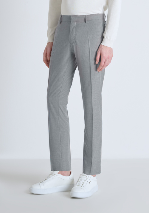 PANTALON SLIM FIT « BONNIE » AVEC MOTIF PRINCE DE GALLES - TROUSERS | Antony Morato Online Shop