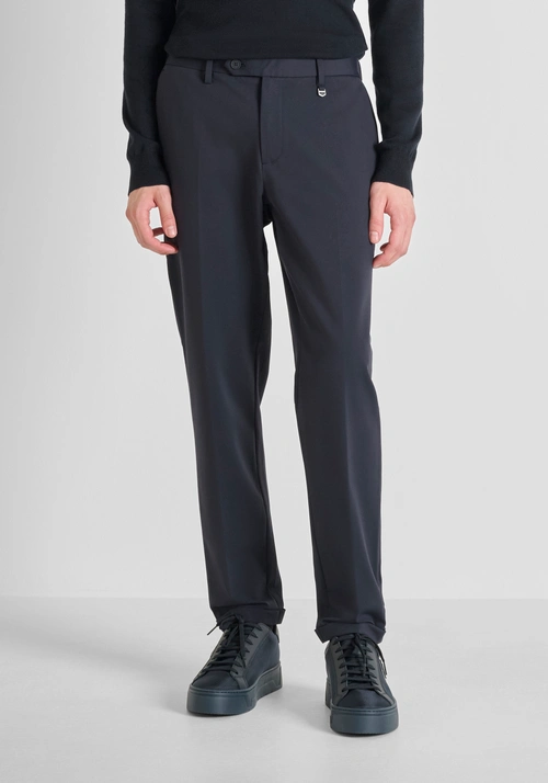 "RAD" SLIM FIT TROUSERS IN BI-STRETCH TECHNICAL FABRIC - Pantalones | Antony Morato Online Shop