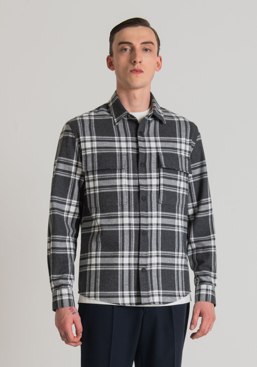 "MUNICH" STRAIGHT FIT REGULAR SHIRT IN COTTON TWILL WITH CHECK PATTERN - Men's Shirts | Antony Morato Online Shop
