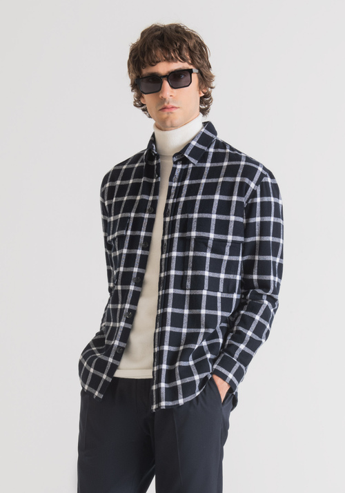OVERSIZED SHIRT IN SOFT COTTON TWILL WITH CHECK PATTERN AND FLAP POCKETS - Men's Shirts | Antony Morato Online Shop
