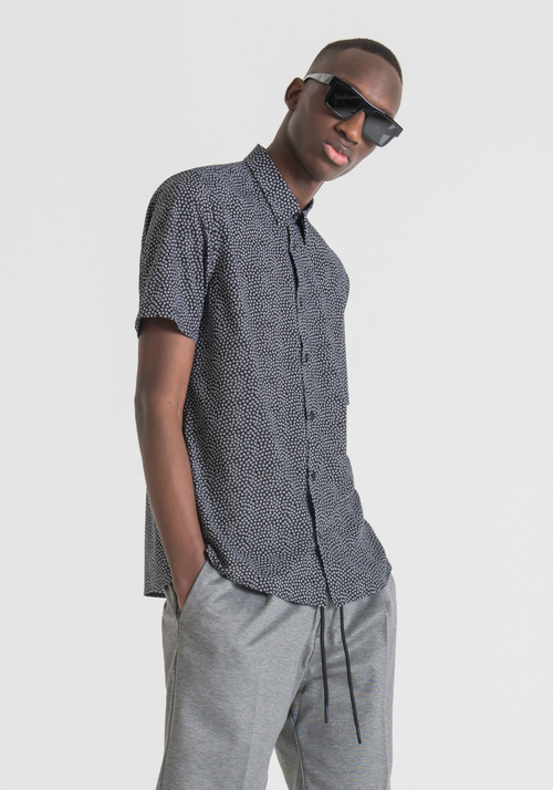 “BARCELONA” STRAIGHT-FIT SHIRT IN SOFT-TOUCH COTTON WITH MICROPATTERN - Clothing | Antony Morato Online Shop