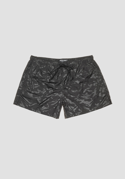 SLIM-FIT SWIMMING TRUNKS WITH TONE-ON-TONE CAMOUFLAGE PRINT - All FW19 - no timeless | Antony Morato Online Shop