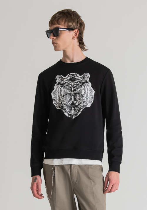 REGULAR FIT SWEATSHIRT IN COTTON BLEND WITH TIGER PRINT - Men's Sweatshirts | Antony Morato Online Shop