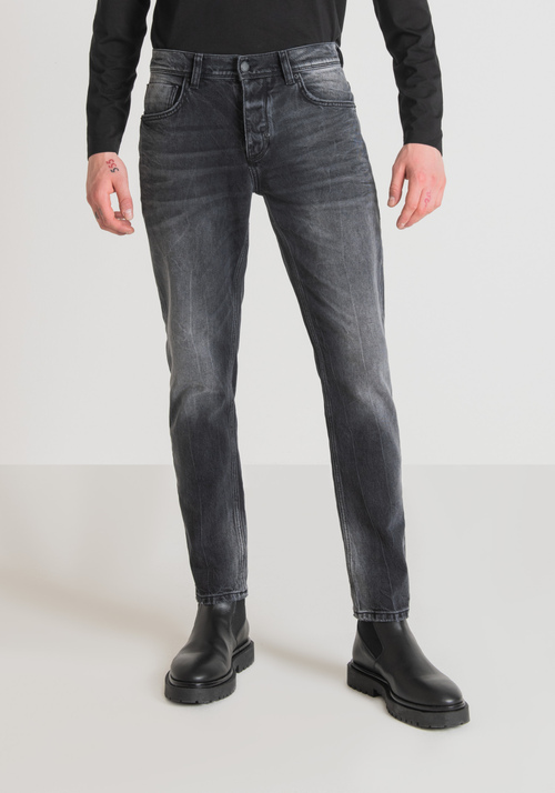 JEAN SLIM FIT « LAURENT » EN DENIM NOIR AVEC DÉLAVAGE MOYEN - Jeans | Antony Morato Online Shop