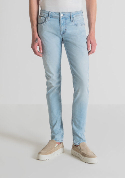 "OZZY" TAPERED FIT JEANS IN STRETCH DENIM WITH LIGHT WASH - Jeans | Antony Morato Online Shop