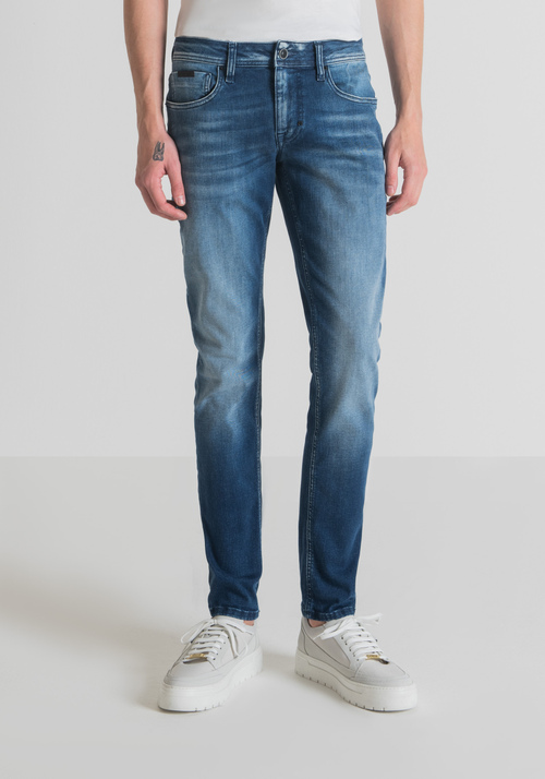 JEANS TAPERED FIT “OZZY” IN MISTO DENIM POWER STRETCH CON LAVAGGIO BLU ROYAL SCURO - Jeans Uomo | Antony Morato Online Shop