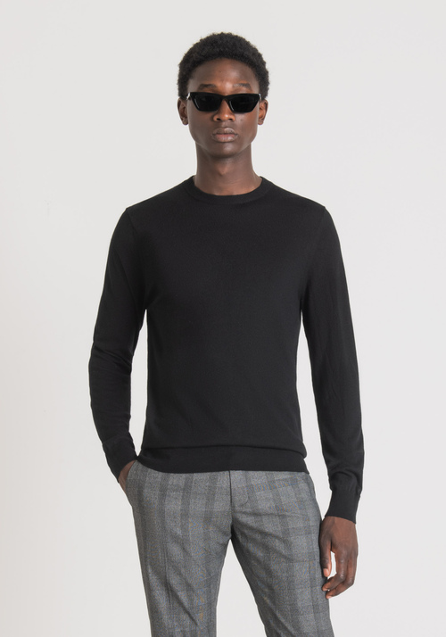 REGULAR FIT SWEATER IN SOLID-COLOUR SOFT WOOL BLEND YARN - Clothing | Antony Morato Online Shop