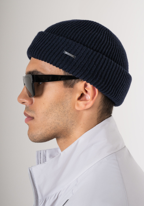 Men's accessories online shopping 2025