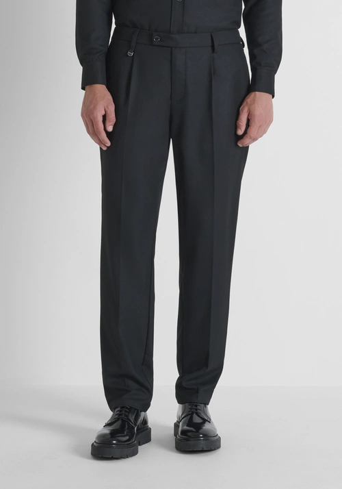 REGULAR FIT „DUKE" HOSE MIT GERADEN BEINEN AUS WARMEM STOFF - Herren Anzug-Sets | Antony Morato Online Shop