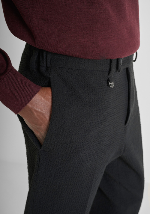 "CORA" REGULAR FIT STRAIGHT-LEG TROUSERS IN VISCOSE FABRIC - Men's Trousers | Antony Morato Online Shop