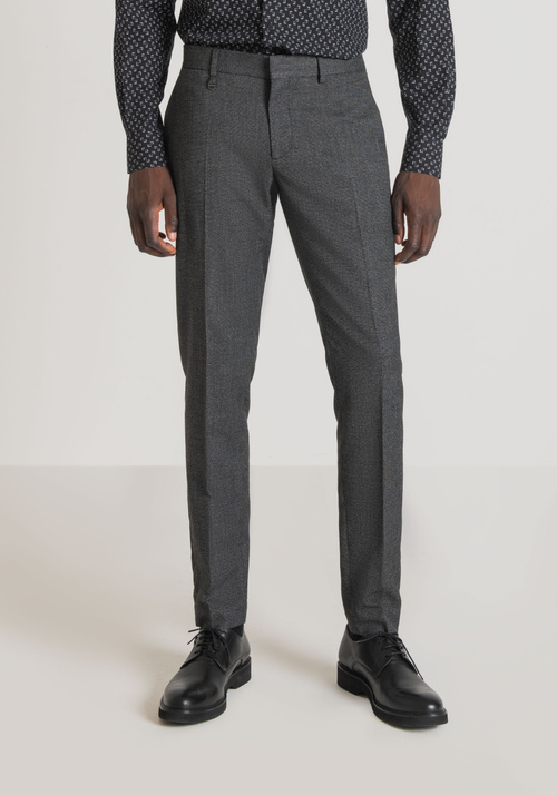 "BONNIE" SLIM FIT TROUSERS IN STRETCH VISCOSE BLEND - Trousers | Antony Morato Online Shop