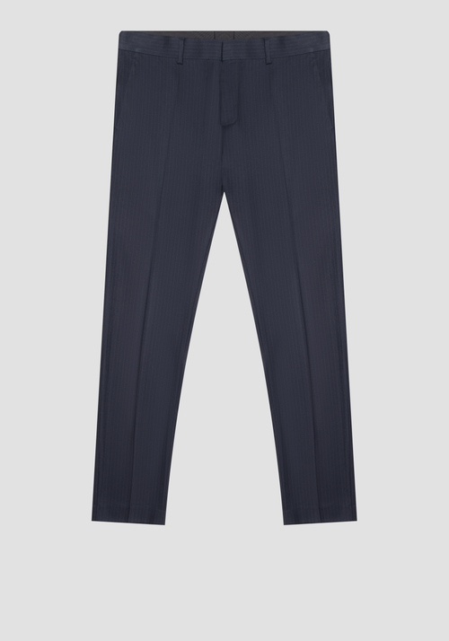 “BONNIE” SLIM-FIT TROUSERS IN VISCOSE-BLEND FABRIC WITH PINSTRIPE MOTIF - Men's Trousers | Antony Morato Online Shop