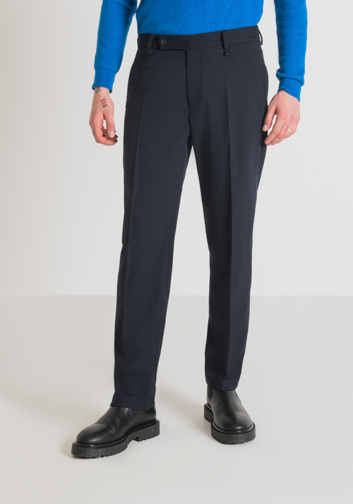 "PHIL" REGULAR STRAIGHT FIT TROUSERS IN ELASTIC VISCOSE BLEND DOBBY FABRIC - Men's Clothing | Antony Morato Online Shop