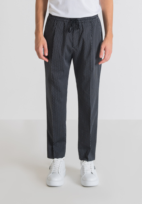 "NEIL" REGULAR-FIT TROUSERS IN COTTON WITH MICRO WEAVE - Men's Trousers | Antony Morato Online Shop