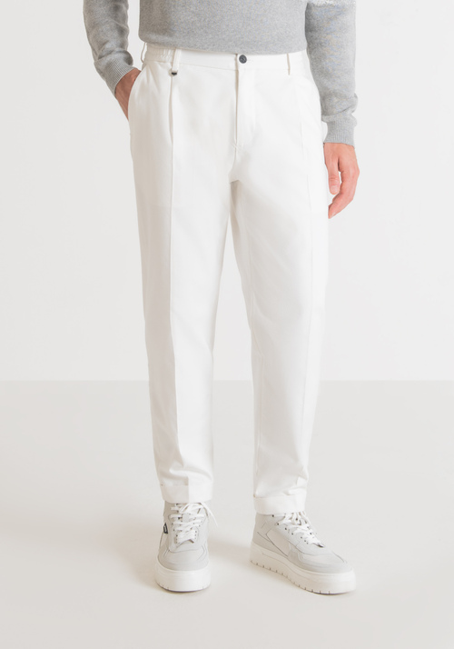 "BRUCE" REGULAR STRAIGHT FIT TROUSERS IN STRETCH COTTON TWILL - Men's Trousers | Antony Morato Online Shop