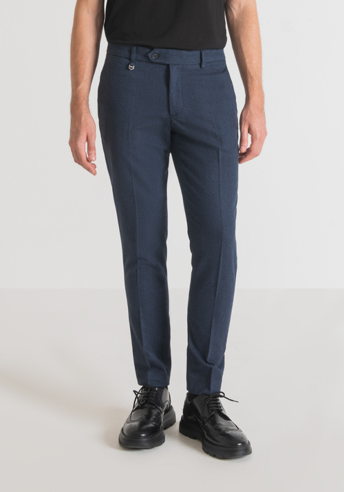 "BRYAN" SKINNY-FIT STRETCH-COTTON TROUSERS WITH MICRO-PATTERN AND FRONT CREASE - Men's Trousers | Antony Morato Online Shop