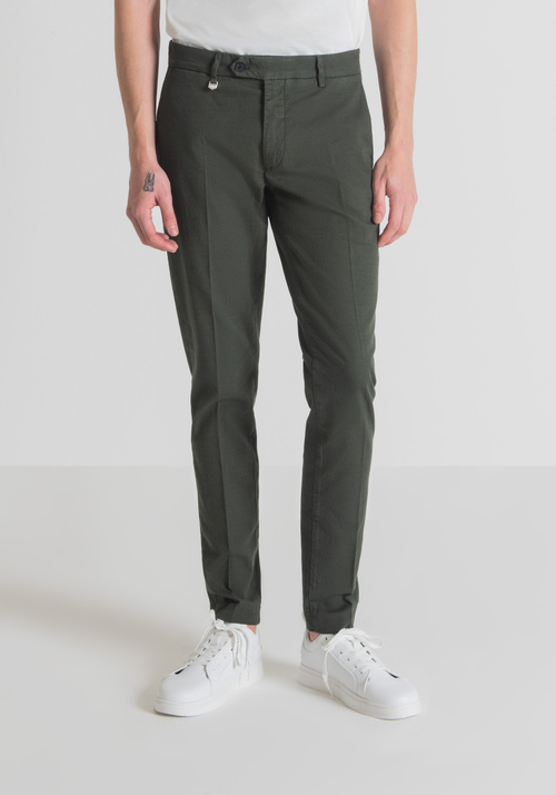 "BRYAN" SKINNY-FIT TROUSERS IN MICRO-WEAVE STRETCH COTTON | Antony Morato Online Shop