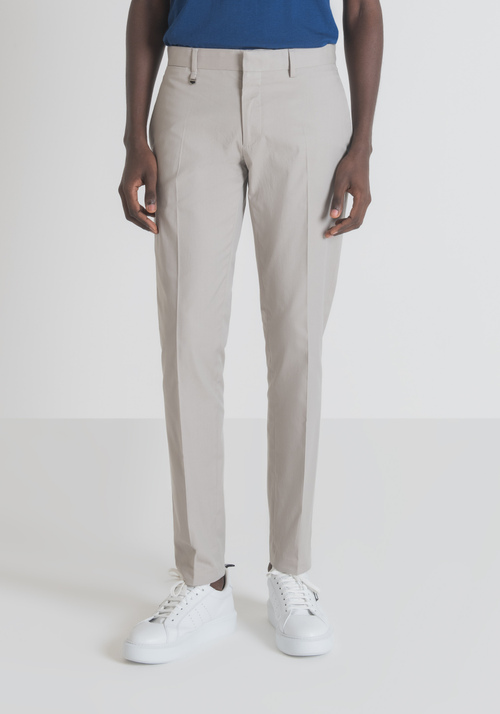 "BONNIE" SLIM-FIT TROUSERS IN STRETCH COTTON BLEND - Men's Trousers | Antony Morato Online Shop