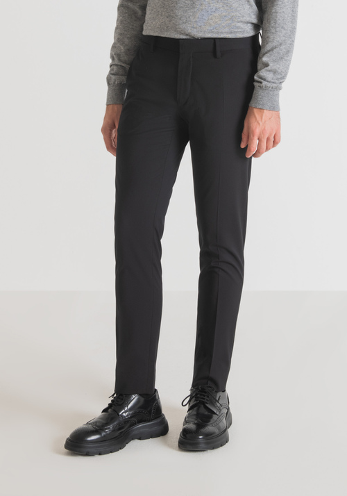 "BONNIE" SLIM-FIT TROUSERS IN STRETCH WOOL BLEND WITH PLEATS - Men's Trousers | Antony Morato Online Shop