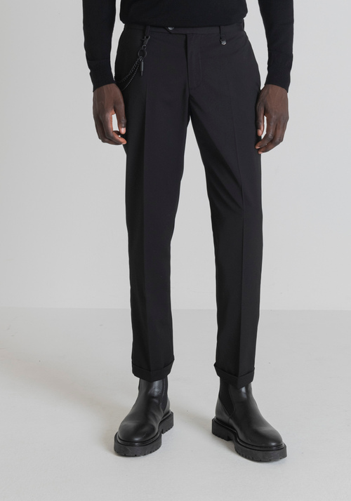 "RAD" SLIM-FIT ANKLE-LENGTH TROUSERS WITH CENTRAL CREASE - Main Collection FW23 Men's Clothing | Antony Morato Online Shop