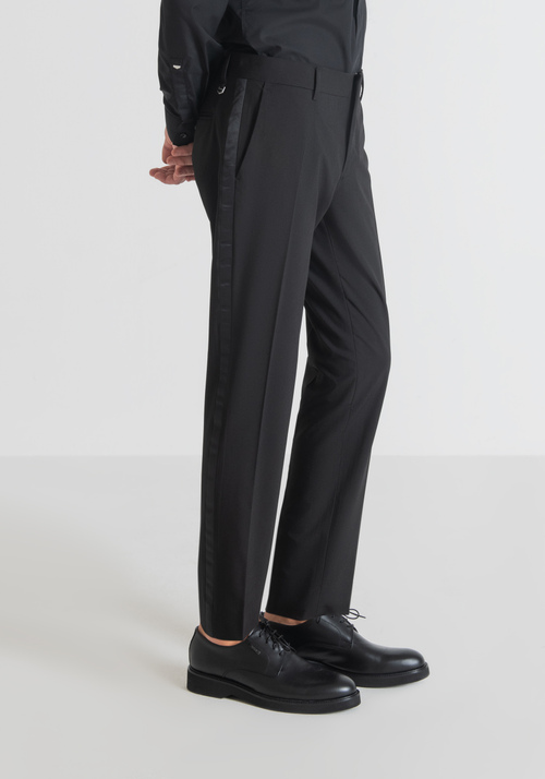 "NINA" SLIM TROUSERS WITH SATIN DETAILS - Men's Trousers | Antony Morato Online Shop