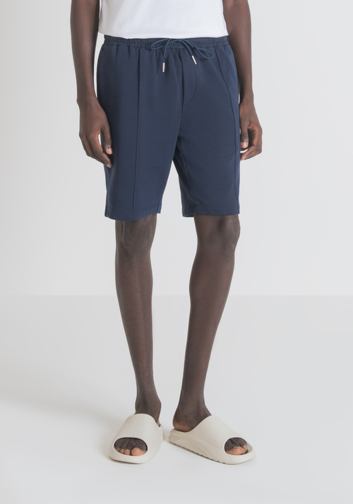 CARROT FIT SHORTS IN STRETCH COTTON BLEND WITH CENTRAL PLEAT - Men's Shorts | Antony Morato Online Shop