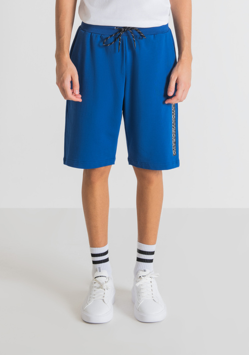 REGULAR FIT SWEATSHORTS IN STRETCH COTTON WITH RUBBERISED LOGO PRINT - Men's Shorts | Antony Morato Online Shop