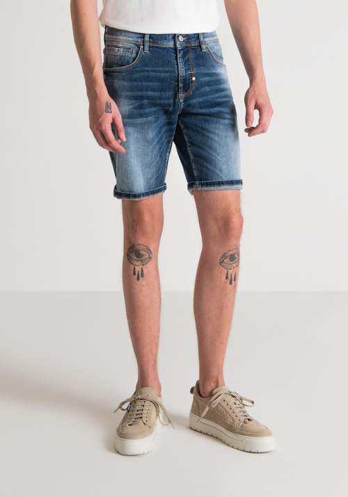 "DAVE" SKINNY FIT SHORTS IN COMFORT STRETCH DENIM WITH MEDIUM WASH - Men's Shorts | Antony Morato Online Shop