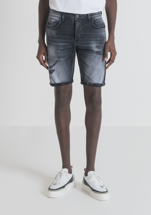 SHORTS SLIM FIT „ARGON“ AUS COMFORT-DENIM MIT DUNKLER WASCHUNG - Jeans | Antony Morato Online Shop