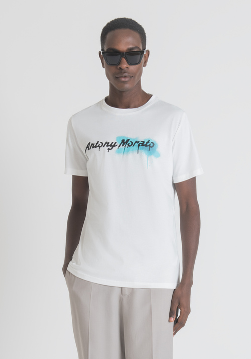 REGULAR-FIT T-SHIRT IN SOFT COTTON WITH SPRAY-EFFECT "MORATO" PRINT - New Arrivals SS23 | Antony Morato Online Shop
