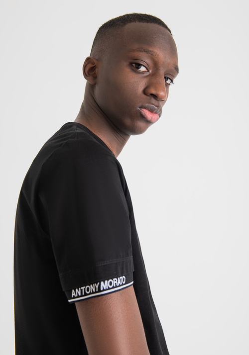 SLIM-FIT T-SHIRT MADE FROM SOFT COTTON WITH A LOGO DETAIL ON SLEEVE END - T-shirts and Polo | Antony Morato Online Shop