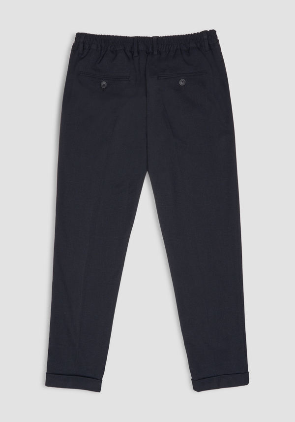 CARROT-FIT TROUSERS MADE OF COMFORTABLE STRETCH FABRIC WITH DRAWSTRINGS AROUND THE WAIST - Antony Morato Online Shop