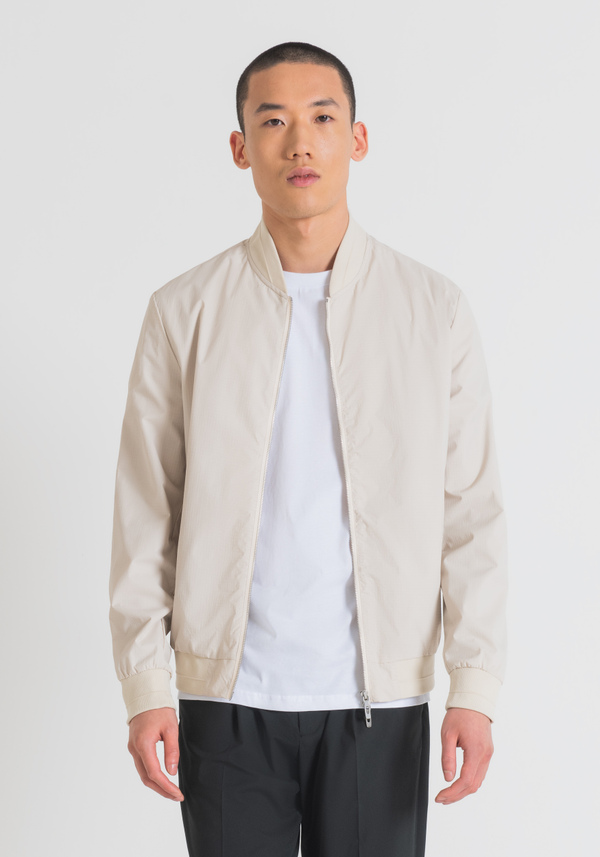 CHAQUETA REGULAR FIT DE NAILON RIPSTOP CON PLACA CON LOGOTIPO - Antony Morato Online Shop
