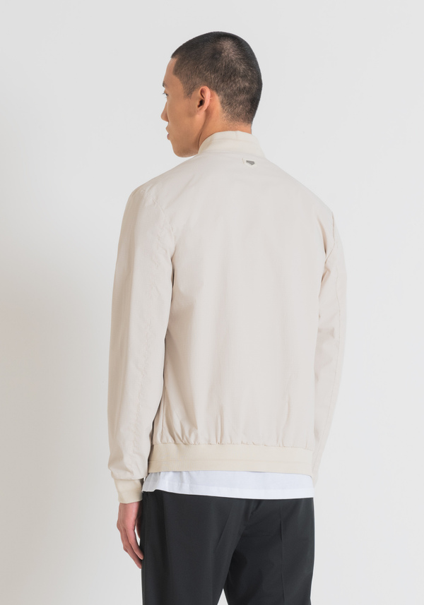 CHAQUETA REGULAR FIT DE NAILON RIPSTOP CON PLACA CON LOGOTIPO - Antony Morato Online Shop