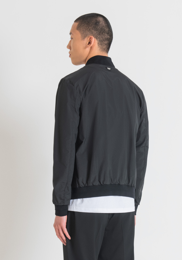 BLOUSON REGULAR FIT EN NYLON RIPSTOP AVEC PLAQUETTE LOGOTYPÉE - Antony Morato Online Shop