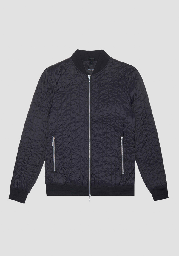 BLOUSON SLIM FIT EN NYLON SHIOZE AVEC REMBOURRAGE ÉCO-DURABLE LÉGER SORONA® DUPONT - Antony Morato Online Shop