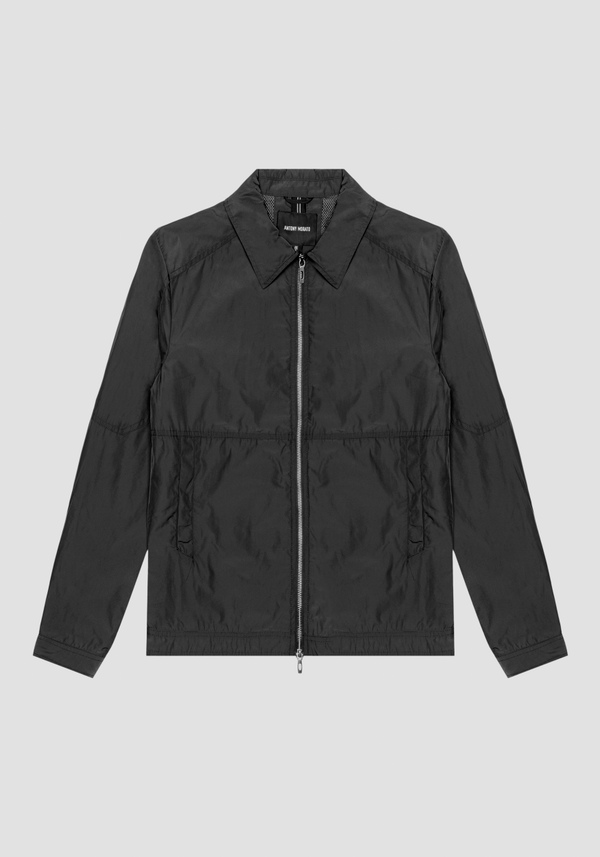 BLOUSON REGULAR FIT EN SERGÉ TECHNIQUE AVEC PLAQUETTE LOGOTYPÉE - Antony Morato Online Shop