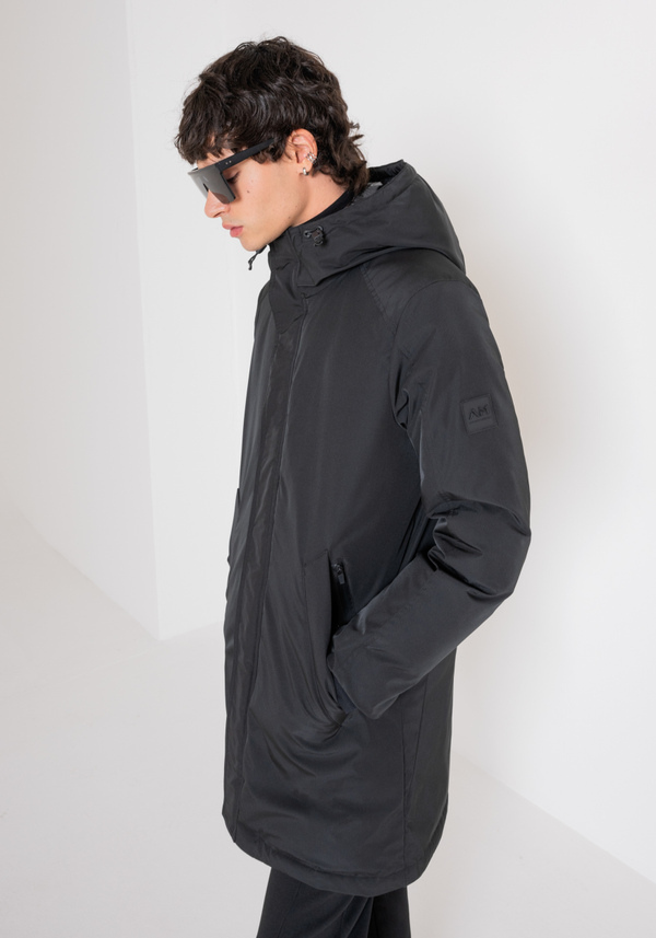 REGULAR FIT BLACK PARKA IN SUSTAINABLE POLYESTER WITH LOGO - Antony Morato Online Shop
